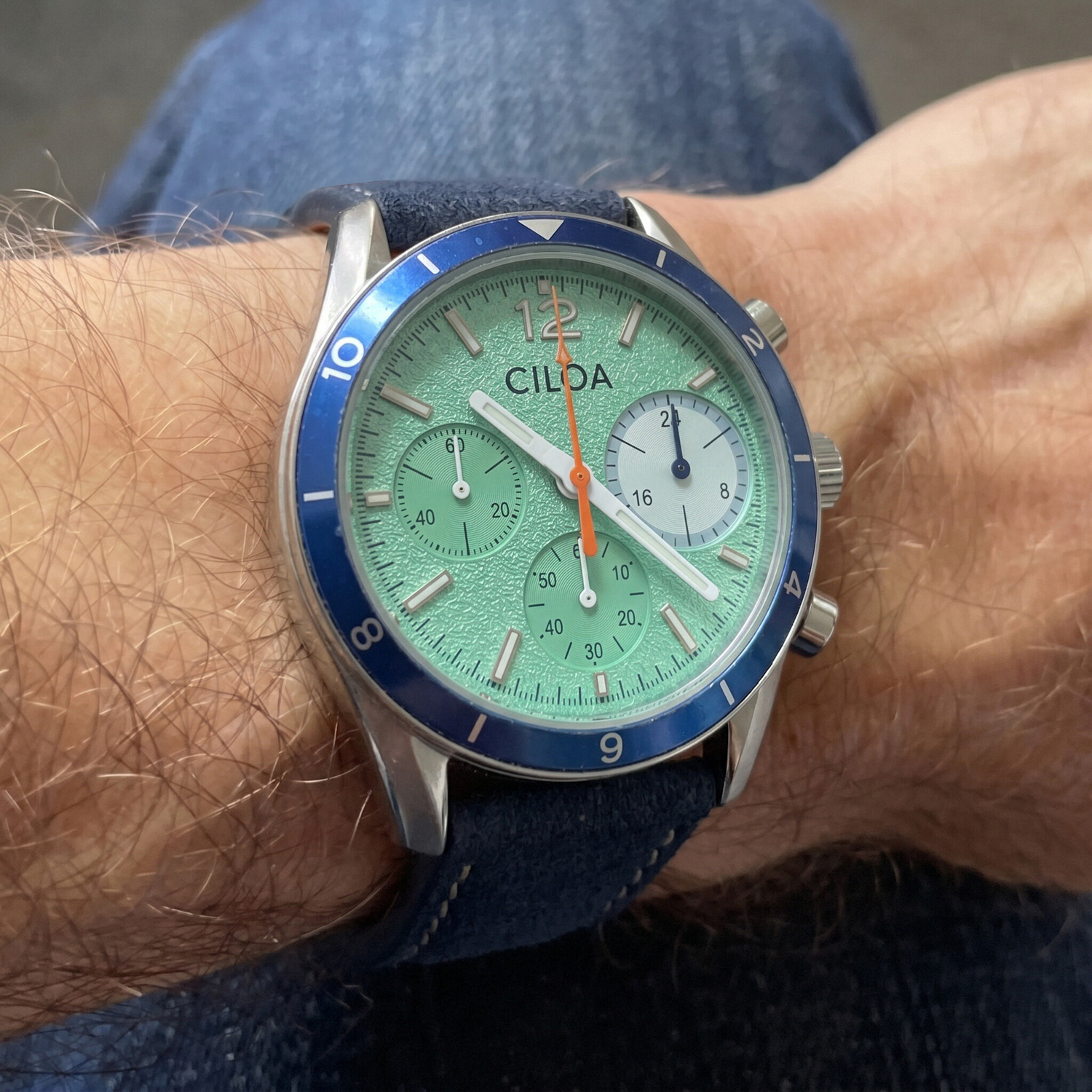 CILOA Men's Chronograph Watch  - Suede Strap Watch recension och pris